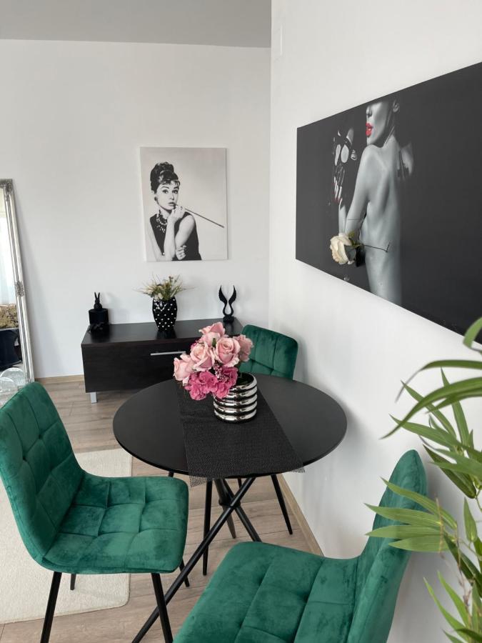 Adriana Home Turda Eksteriør bilde